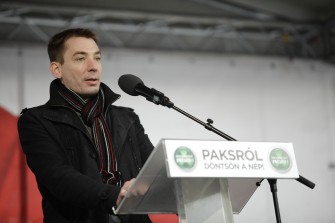 Alaptörvényt sért a magyar-orosz hitelszerződés