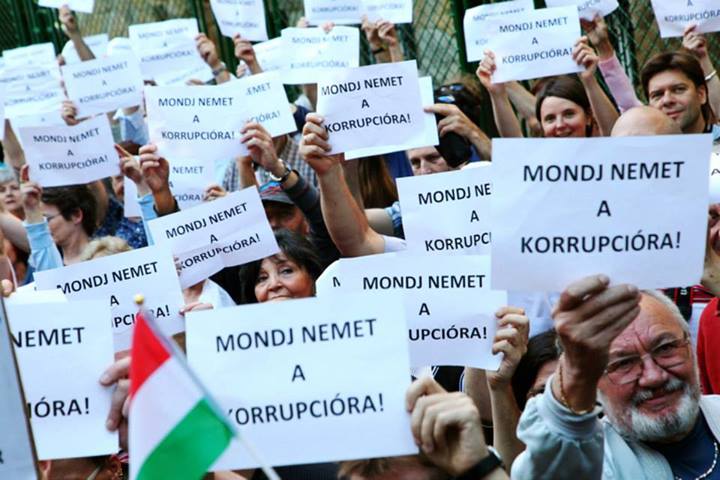 Jávor Benedek bevinné Horváth Andrást az EP-be
