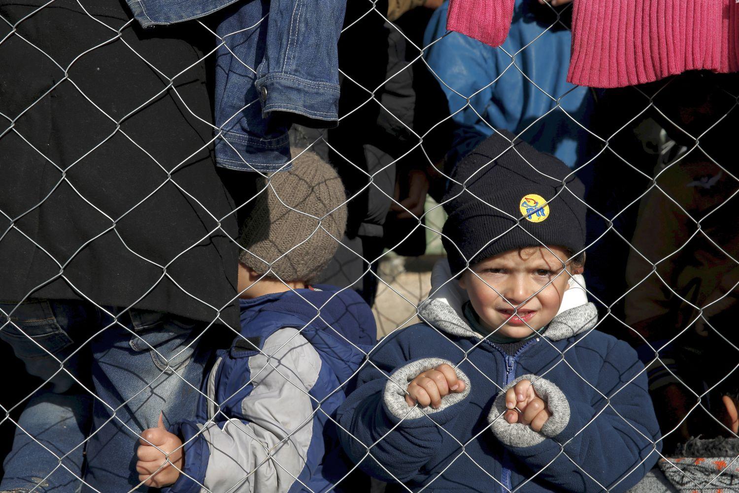 Hazudik a kormány a kötelező betelepítésről