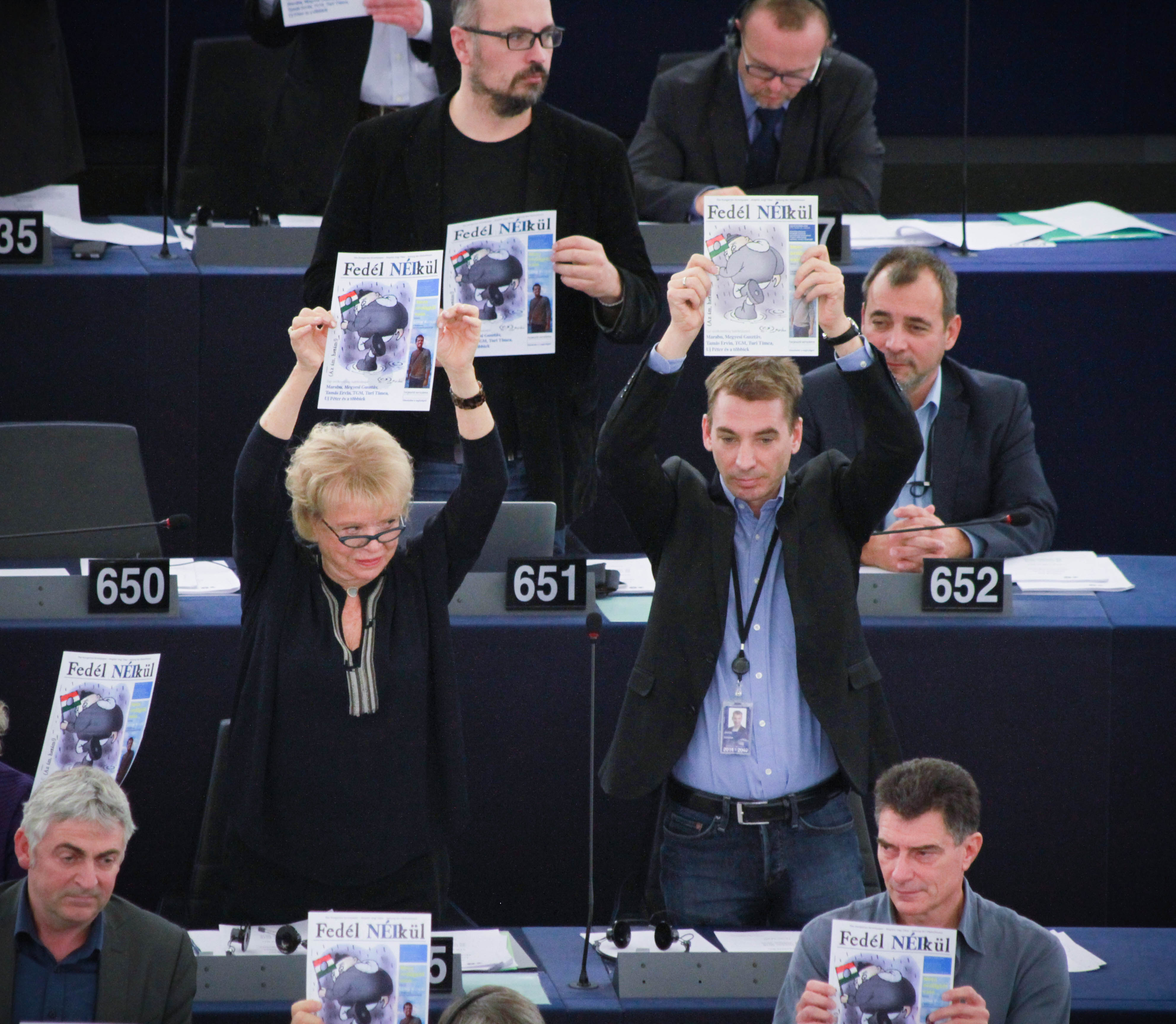 Szolidaritunk a Népszabadsággal az Európai Parlamentben is